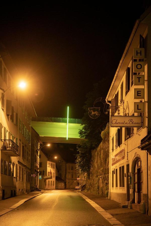 Hotel Du Cheval-Blanc La Chaux De Fonds ภายนอก รูปภาพ