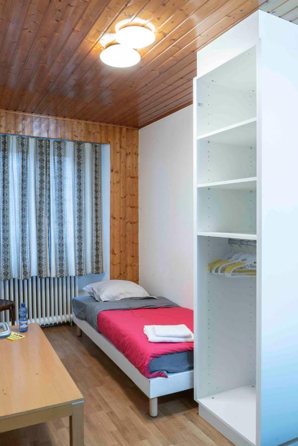 Hotel Du Cheval-Blanc La Chaux De Fonds ภายนอก รูปภาพ